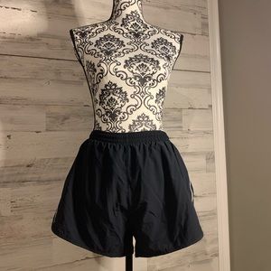 Women’s lined running shorts